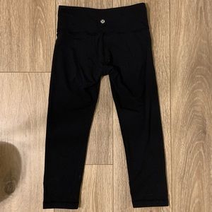 Lululemon Original Style Cropped Workout Pants